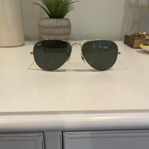 Ray Ban Aviator Sunglasses
